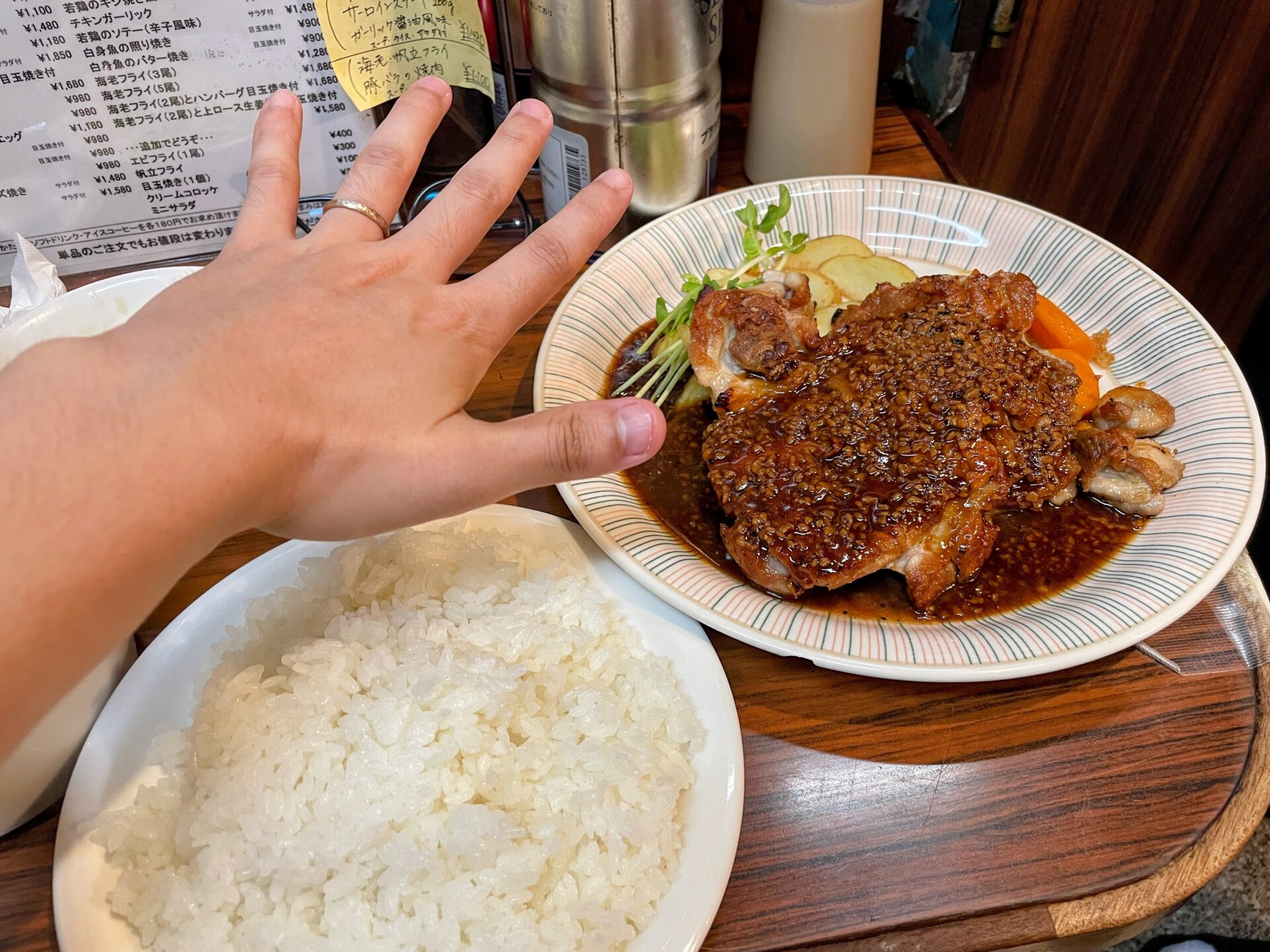 レストラン デリスの料理の大きさ